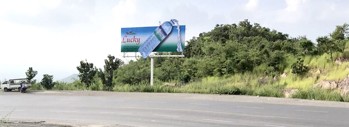 bannerLucky